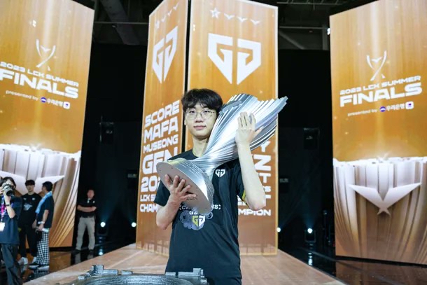 A moment captured by a fan of Doran