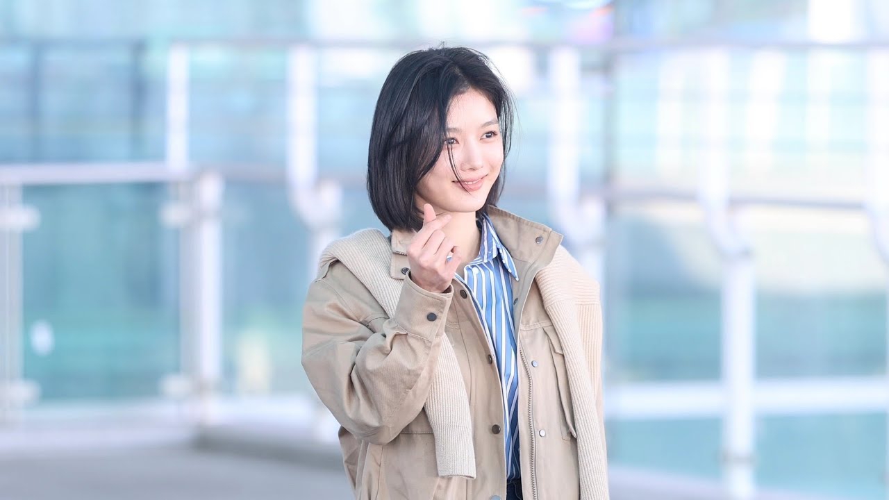 Behind-the-scenes cut of Kim Youjung