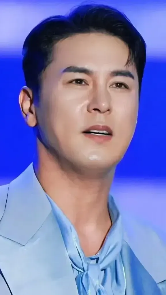 Latest photo of Jang Minho
