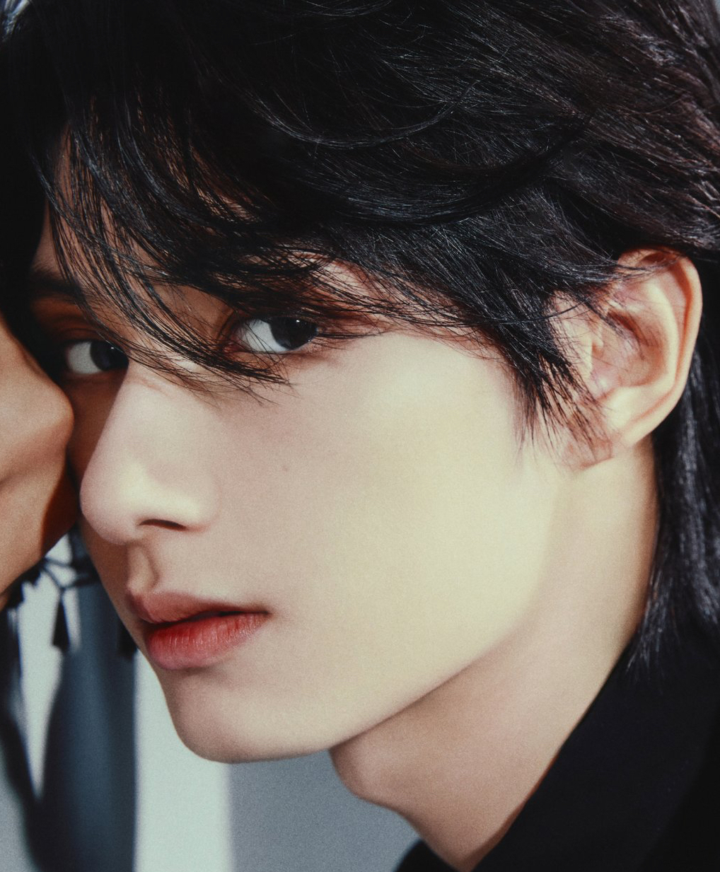 Behind-the-scenes cut of Wen Junhui