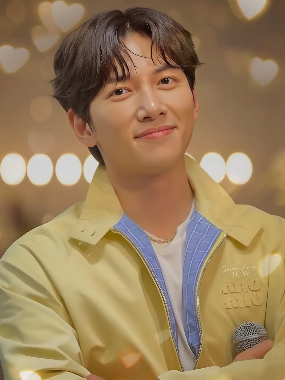 粉丝拍下的池昌旭瞬间