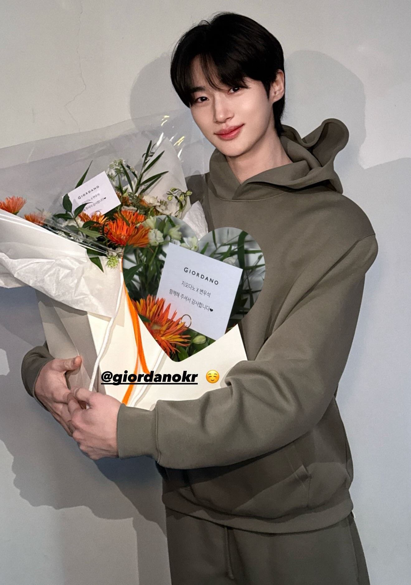 A moment captured by a fan of Byeon Wooseok