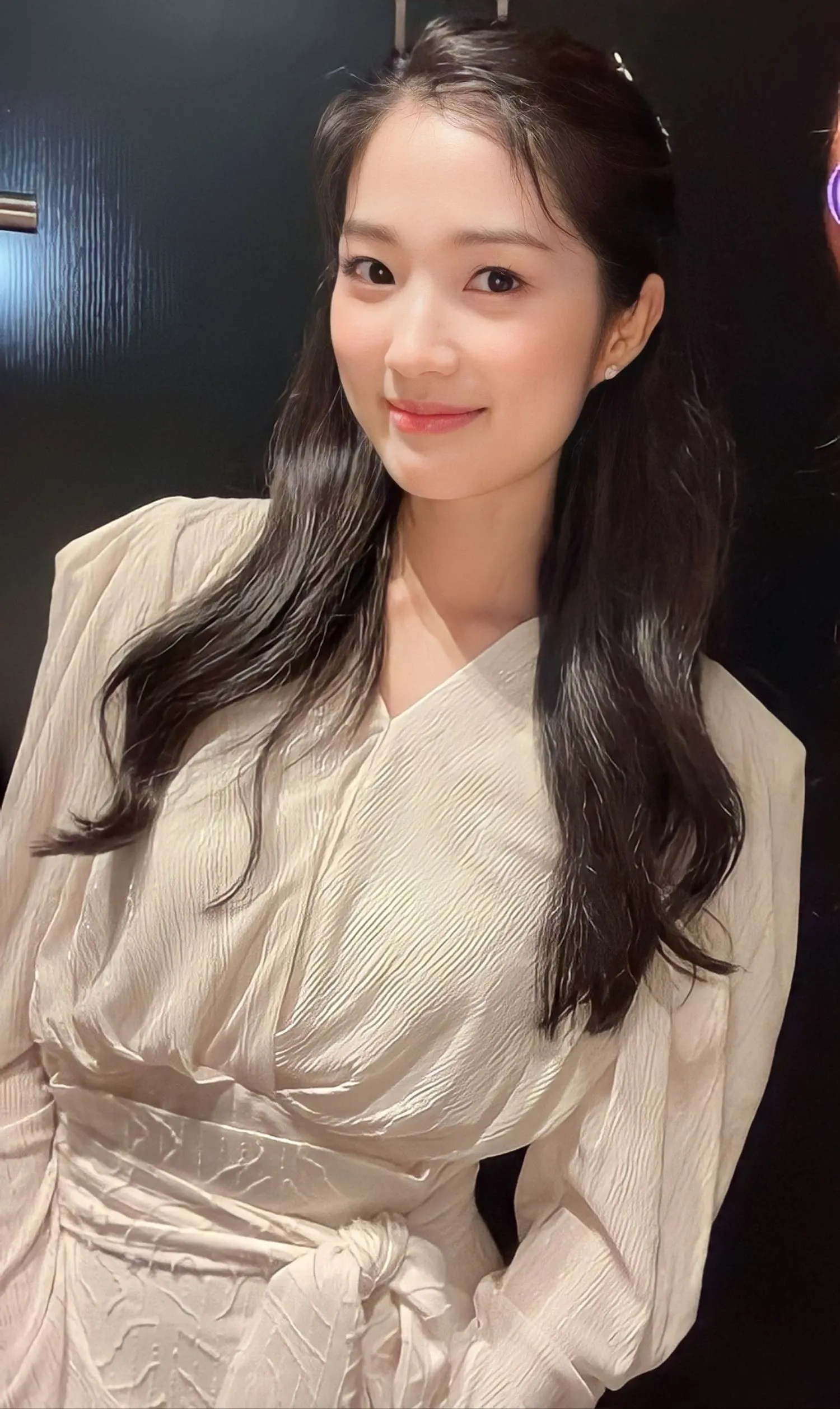 A moment captured by a fan of Kim Hyeyoon