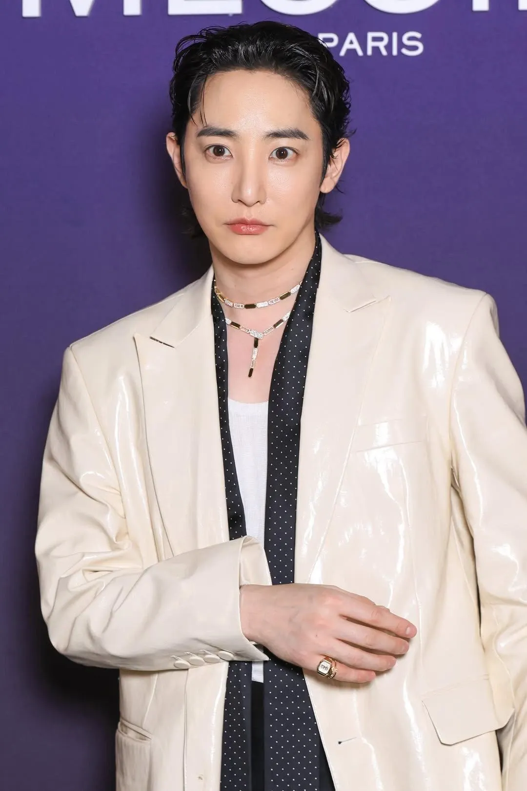 Behind-the-scenes cut of Lee Soohyuk
