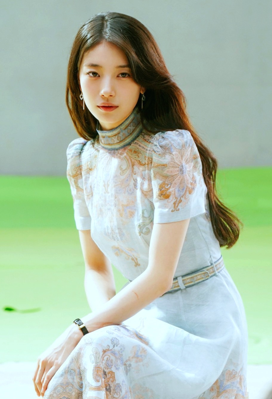 粉絲拍下的裴秀智瞬間