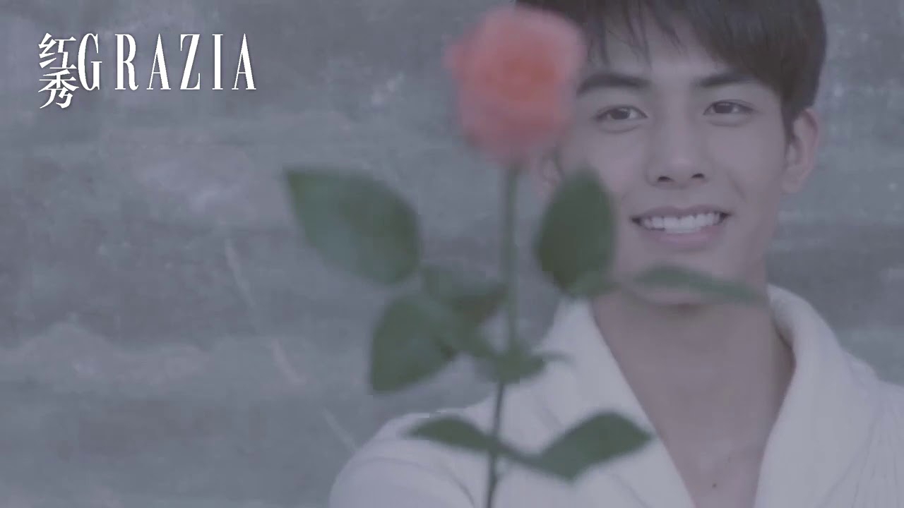 A moment captured by a fan of Song WeiLong