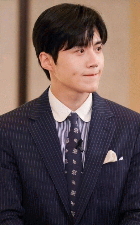 김선호 최근 활동샷