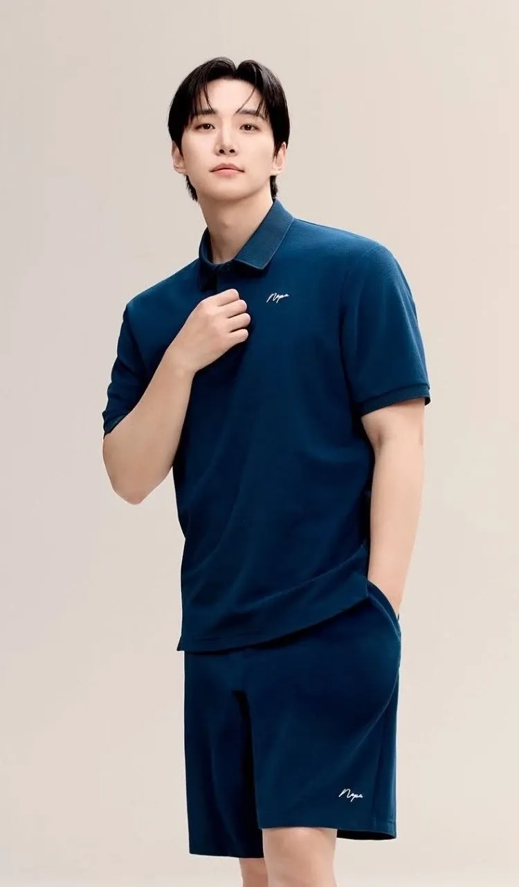 Recent activity shot of Lee Junho