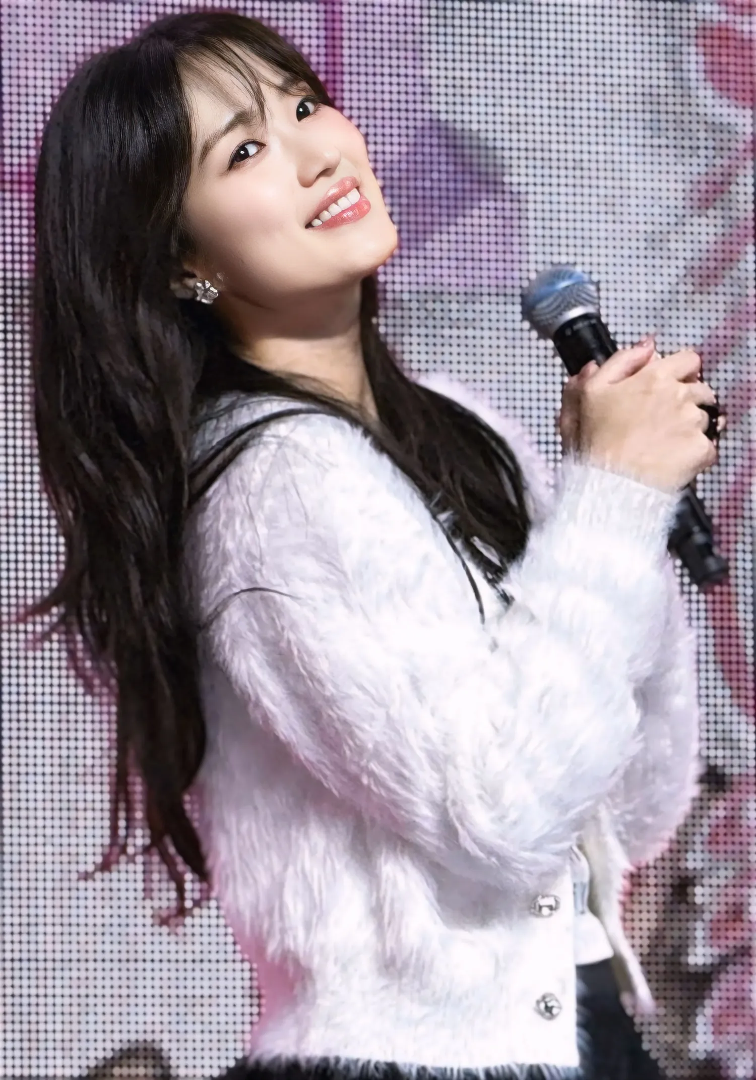 Latest photo of Kim Hyeyoon