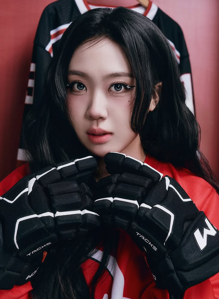 Recent activity shot of Lee Youngji