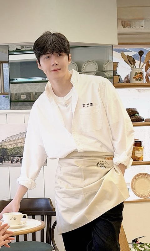 Latest photo of Kim Seonho