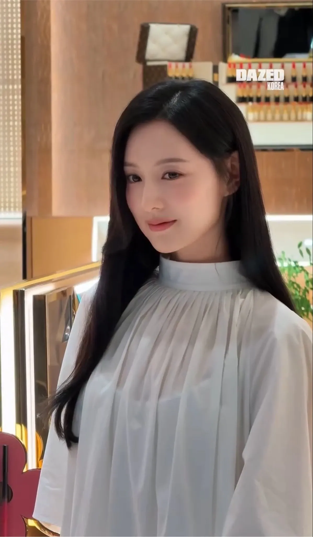 Recent activity shot of Kim Jiwon