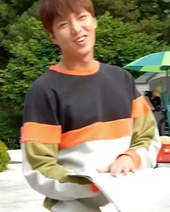 イ・ミンホの最近の活動ショット