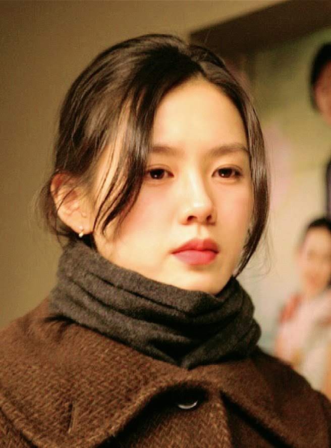 孙艺珍的最新照片