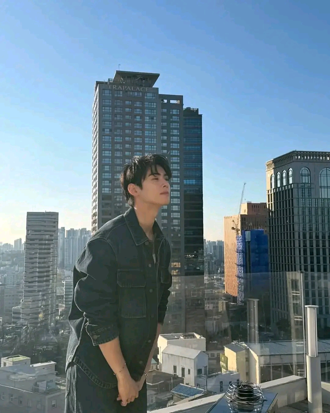 Momen yang diabadikan oleh penggemar Cha Eunwoo