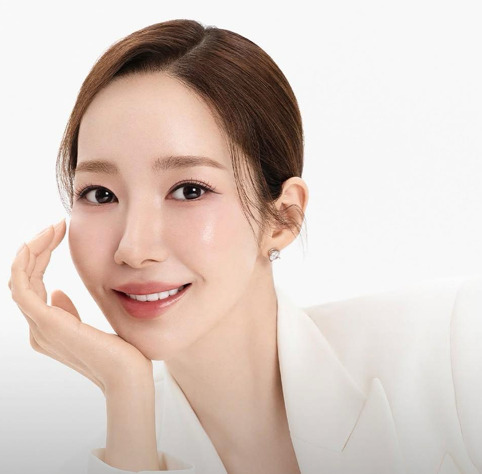 Latest photo of Park Minyoung