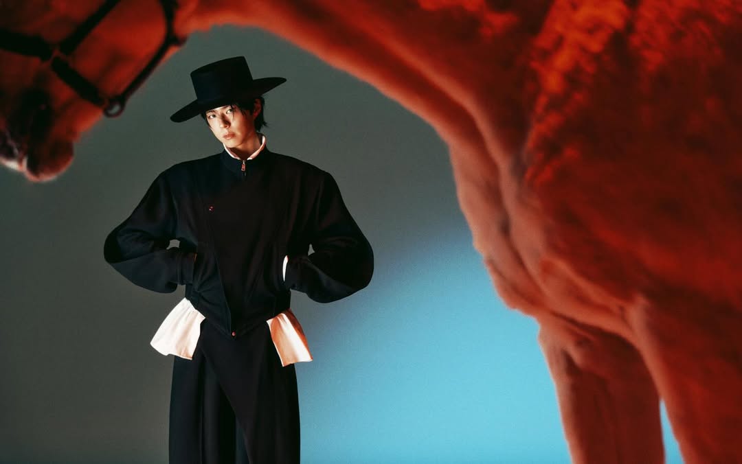 Behind-the-scenes cut of Park Bogum