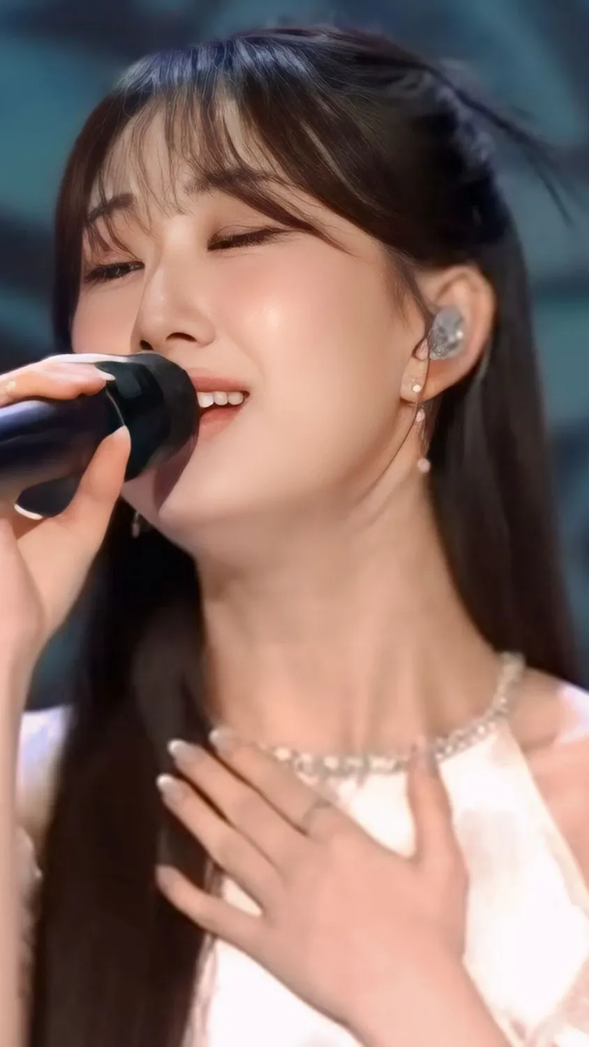 Momen yang diabadikan oleh penggemar Jeon Yujin