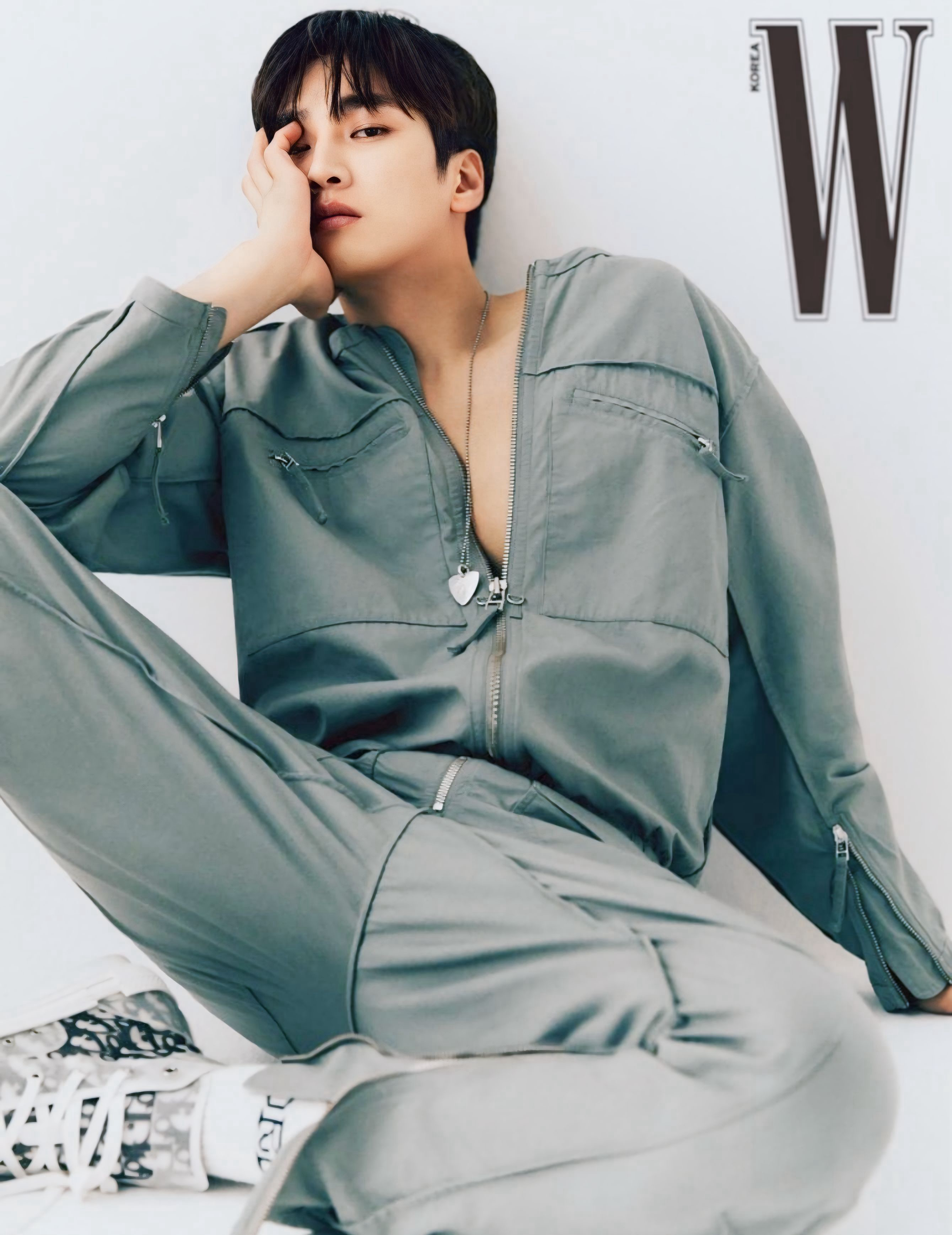 アン・ボヒョンの最新写真