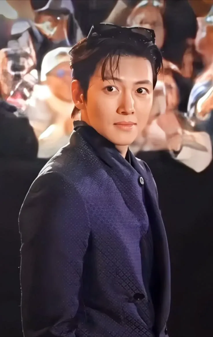 Latest photo of Ji Changwook