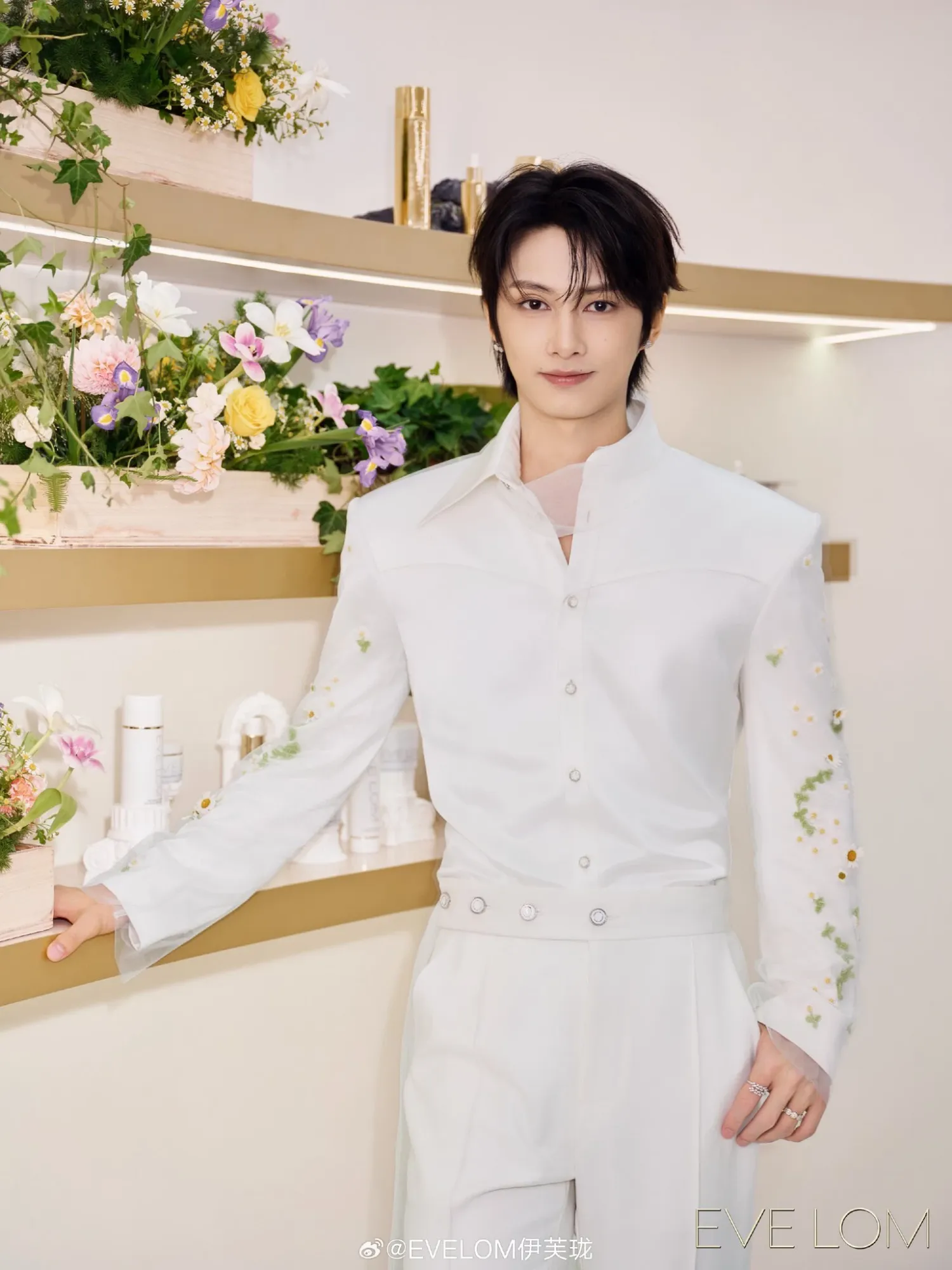 Behind-the-scenes cut of Wen Junhui