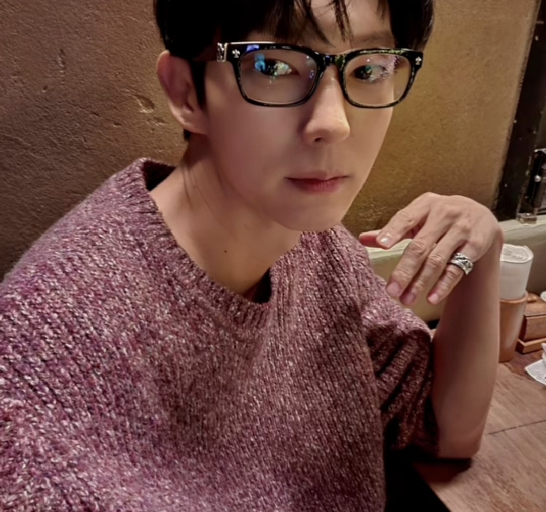 Latest photo of Lee Joongi