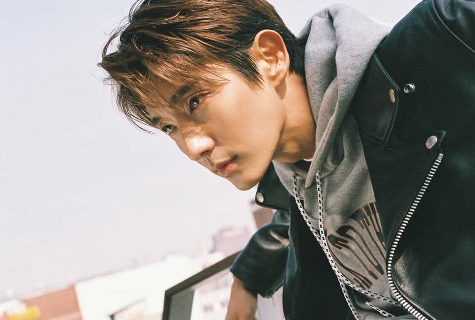 Behind-the-scenes cut of Lee Joongi