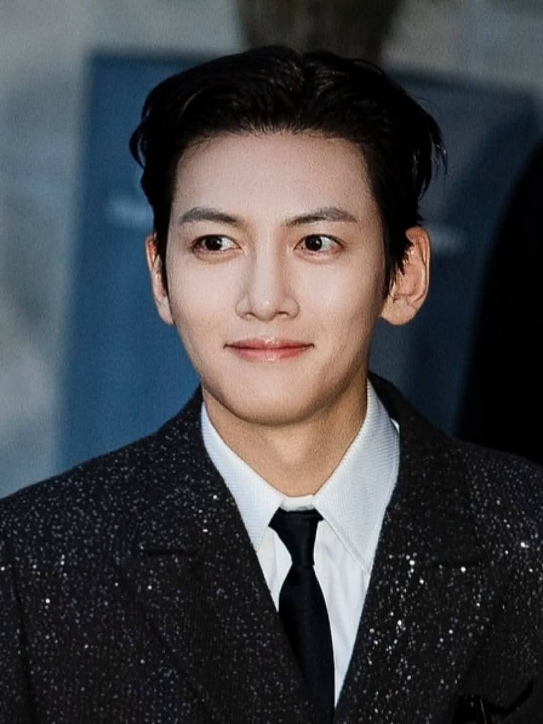 チ・チャンウクのビハインドカット