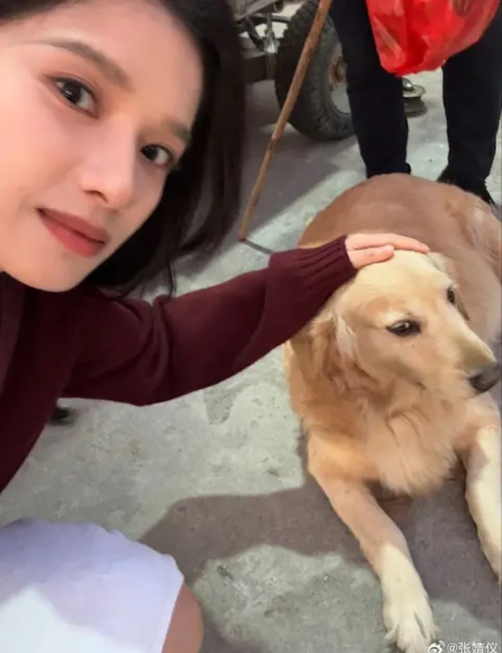 Behind-the-scenes cut of Jingyi Zhang