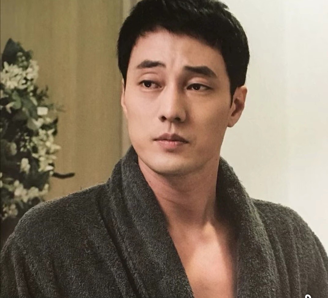 Latest photo of So Jisub