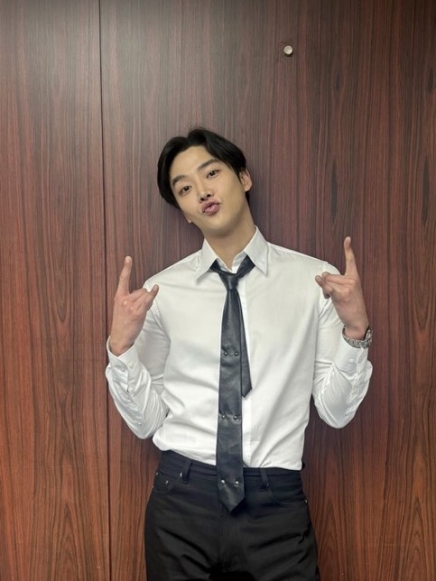 Foto kegiatan terbaru dari Rowoon