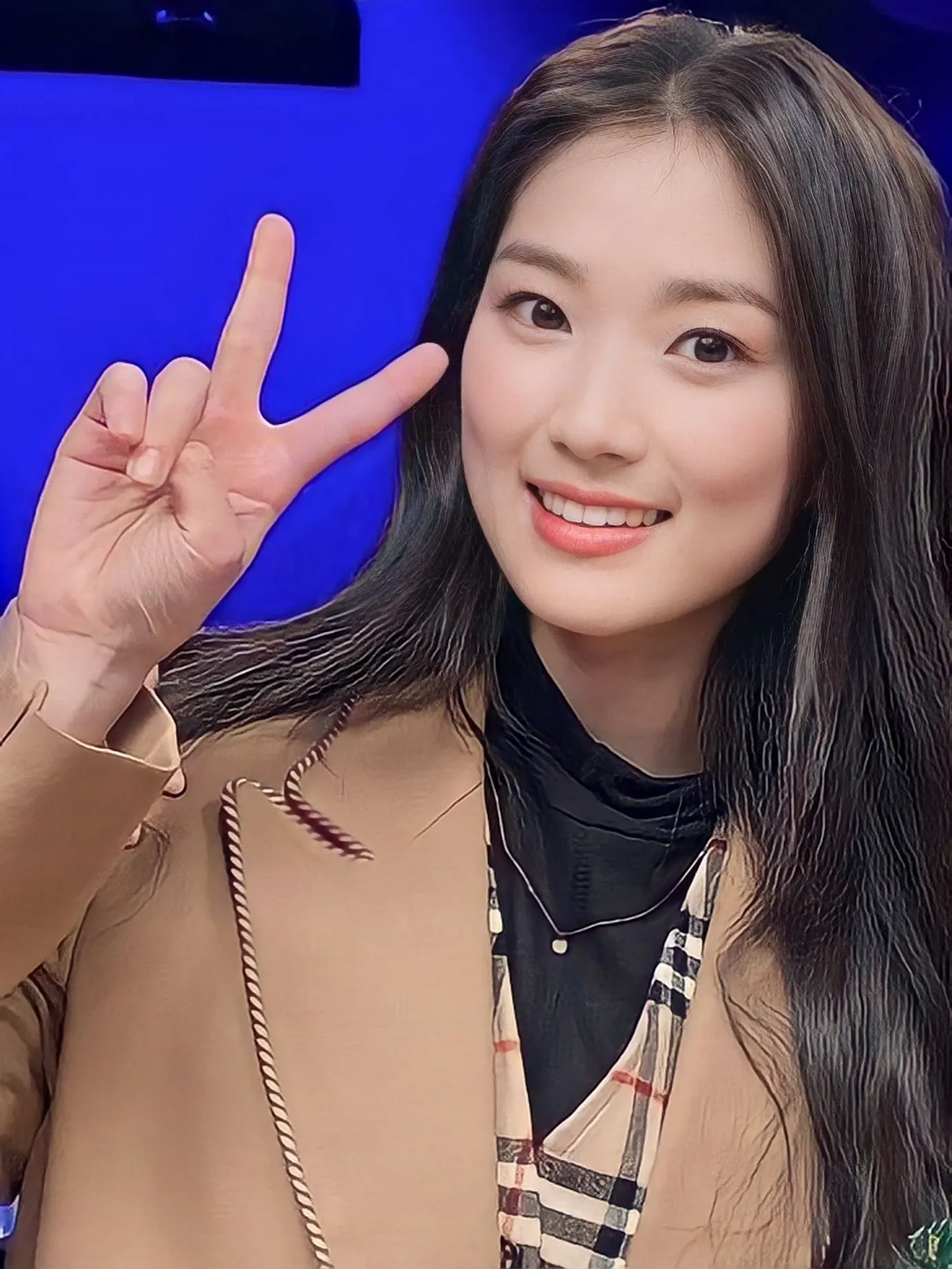 Behind-the-scenes cut of Kim Hyeyoon