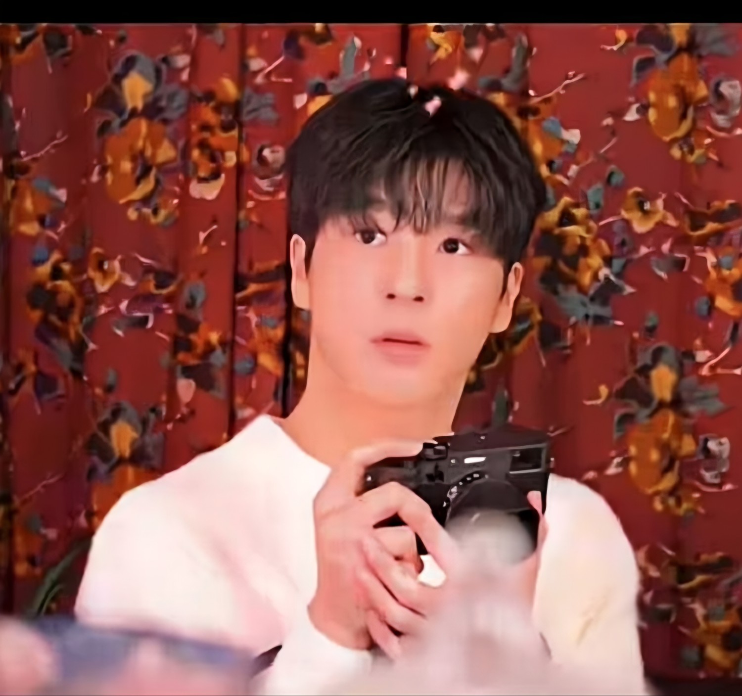 粉丝拍下的郑东元瞬间