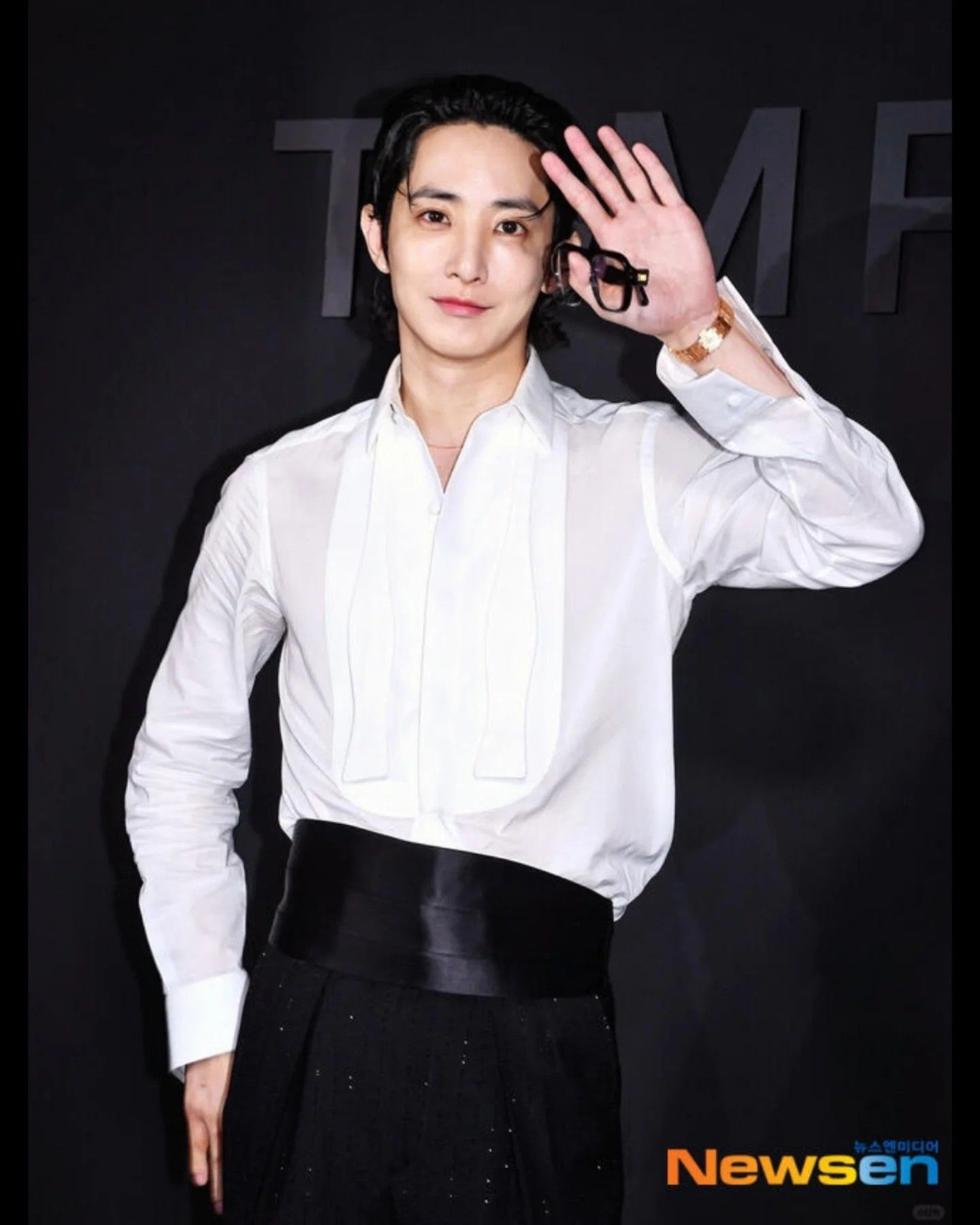 Behind-the-scenes cut of Lee Soohyuk