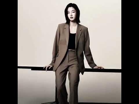 A moment captured by a fan of Won Jian