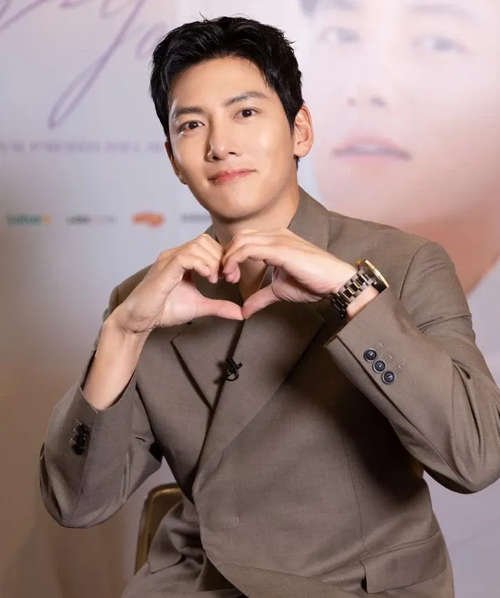 Recent activity shot of Ji Changwook