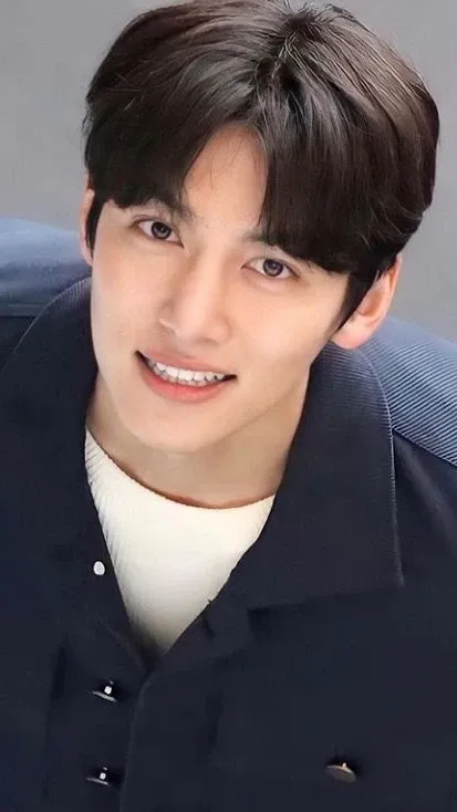 A moment captured by a fan of Ji Changwook