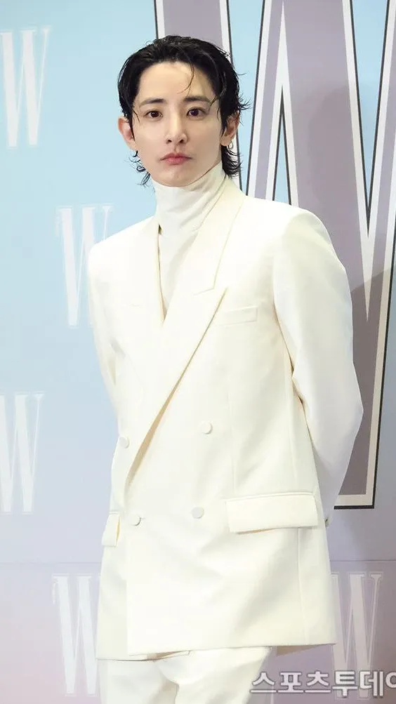 Representative background image loved by Lee Soohyuk fandom