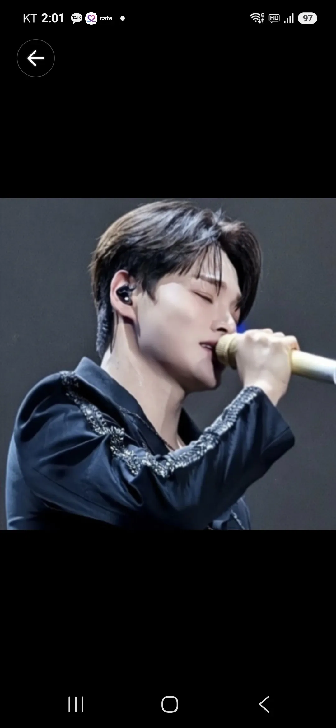 박서진의 비하인드 컷