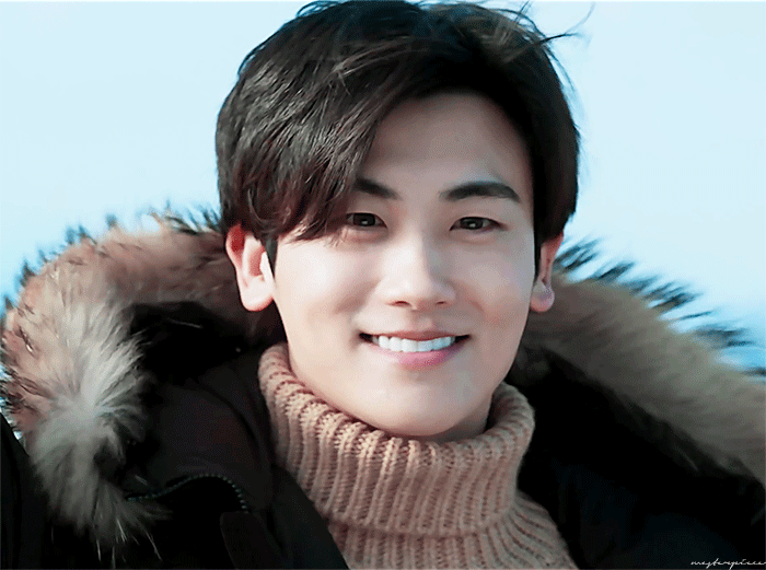 Behind-the-scenes cut of Park Hyungsik