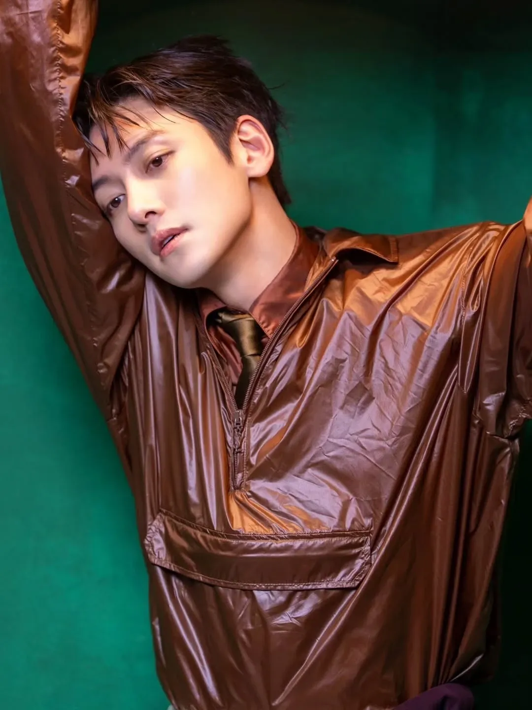 Behind-the-scenes cut of Ji Changwook