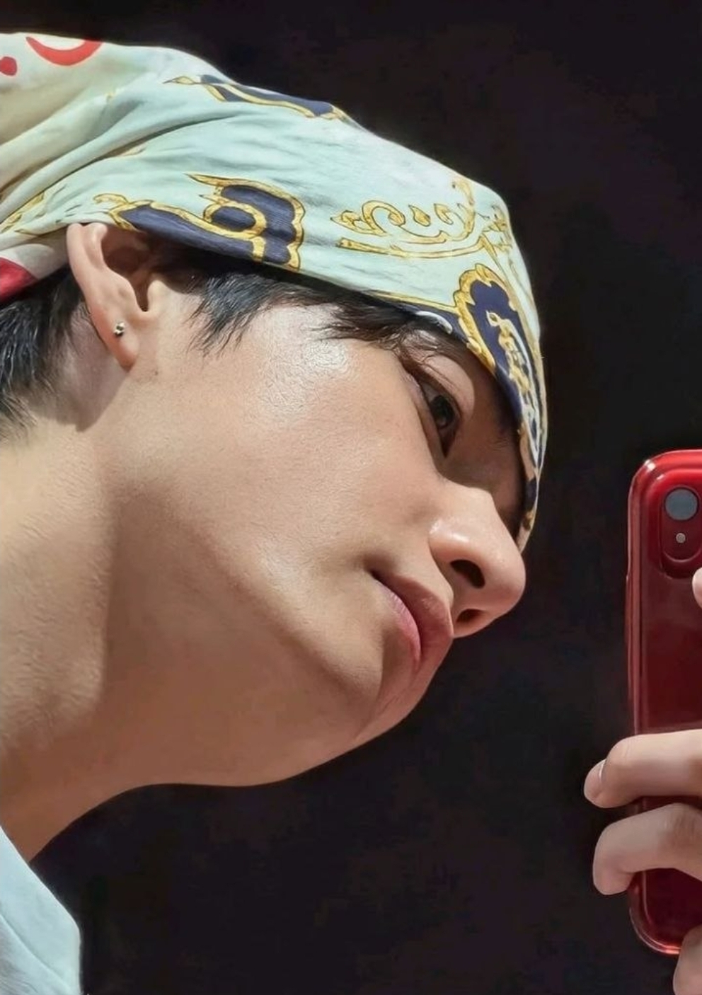 Latest photo of Kim Taehyung (V)