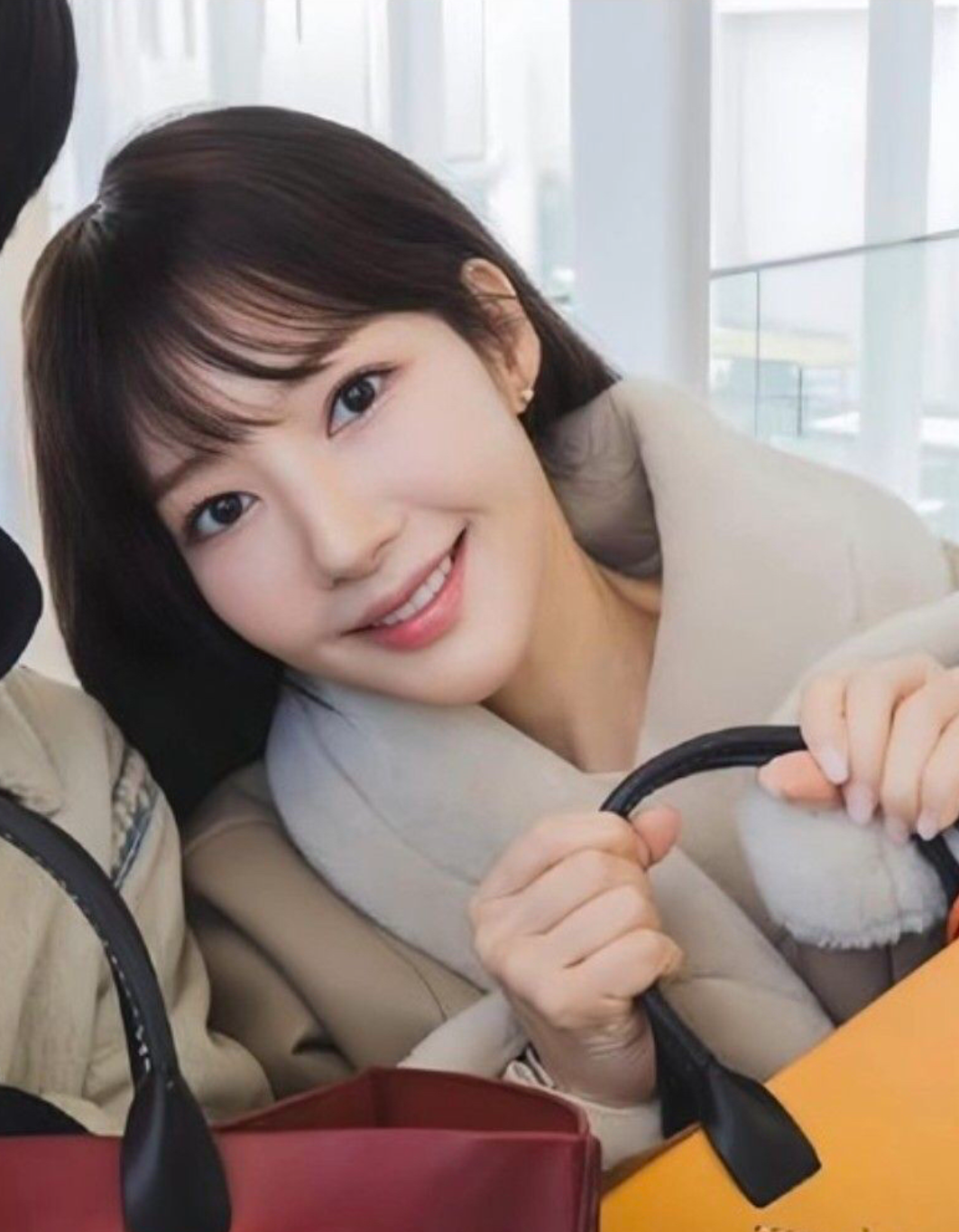 A moment captured by a fan of Park Minyoung