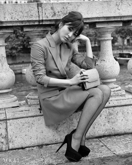 Behind-the-scenes cut of Song Hyekyo