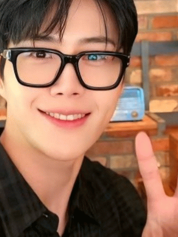 Cuplikan di balik layar dari Kim Seonho