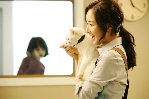 Behind-the-scenes cut of Park Minyoung
