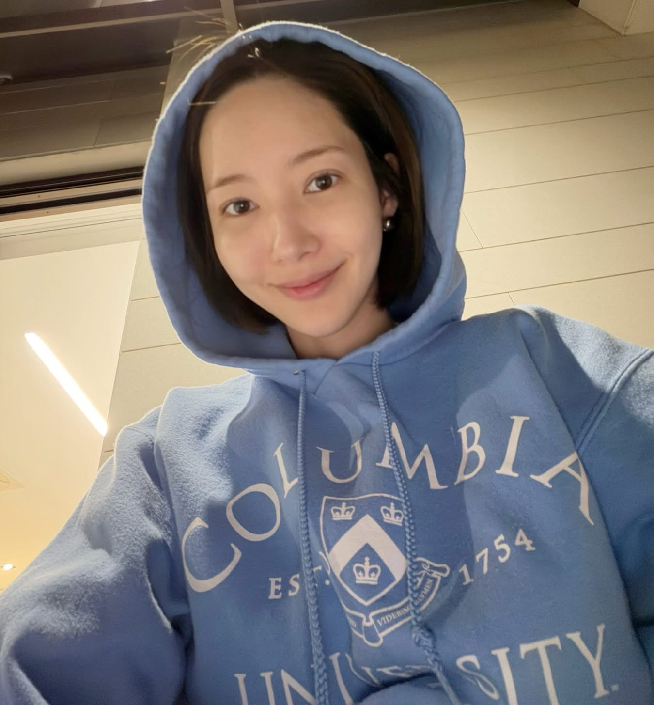 Cuplikan di balik layar dari Park Minyoung