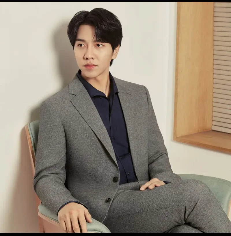 Momen yang diabadikan oleh penggemar Lee Seunggi
