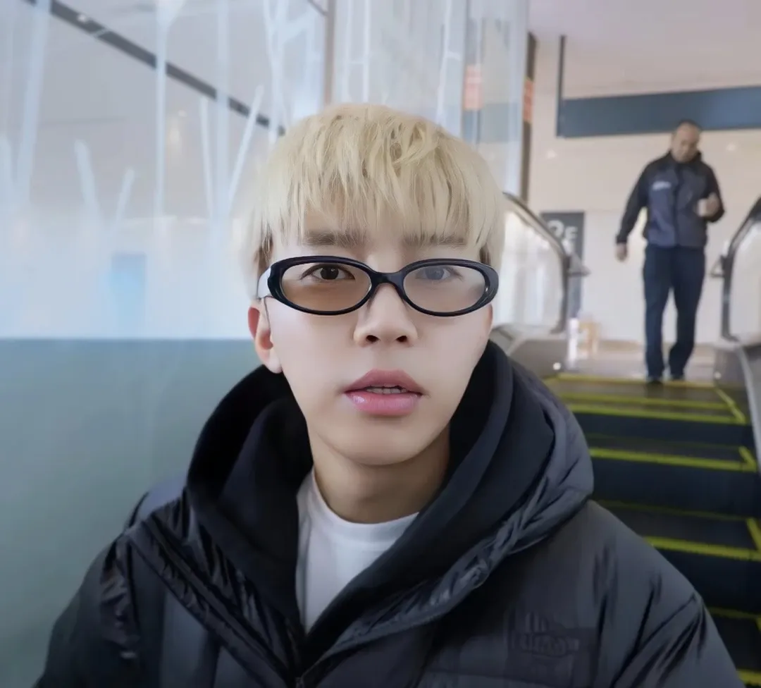 A moment captured by a fan of Lim Youngwoong