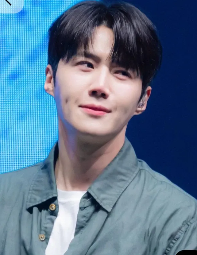 Recent activity shot of Kim Seonho
